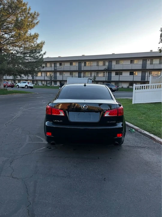 2009 Lexus IS 2nd Gen - Image 3 of 7
