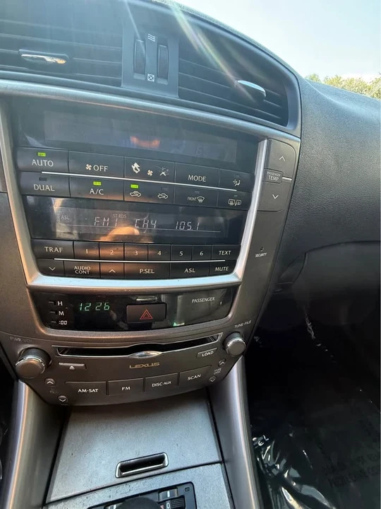 2009 Lexus IS 2nd Gen - Image 14 of 20
