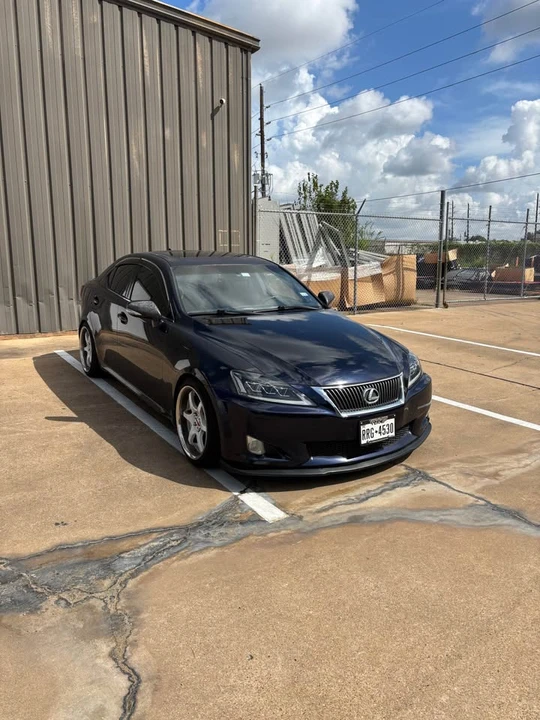 2009 Lexus IS 2nd Gen - Image 5 of 8