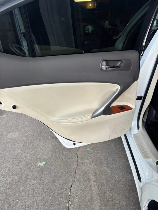 2009 Lexus IS 2nd Gen - Image 6 of 20
