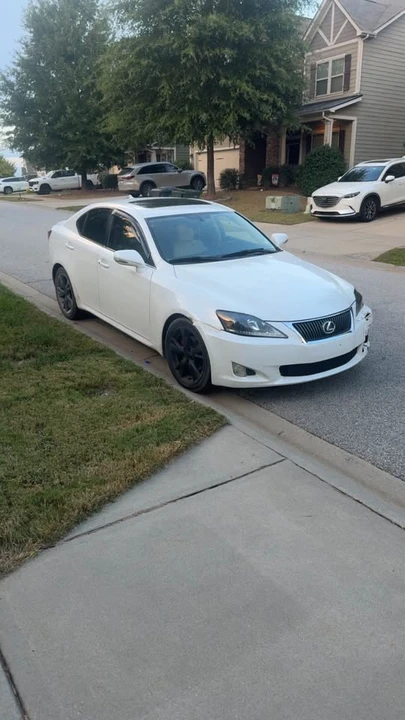 2009 Lexus IS 2nd Gen - Image 2 of 8