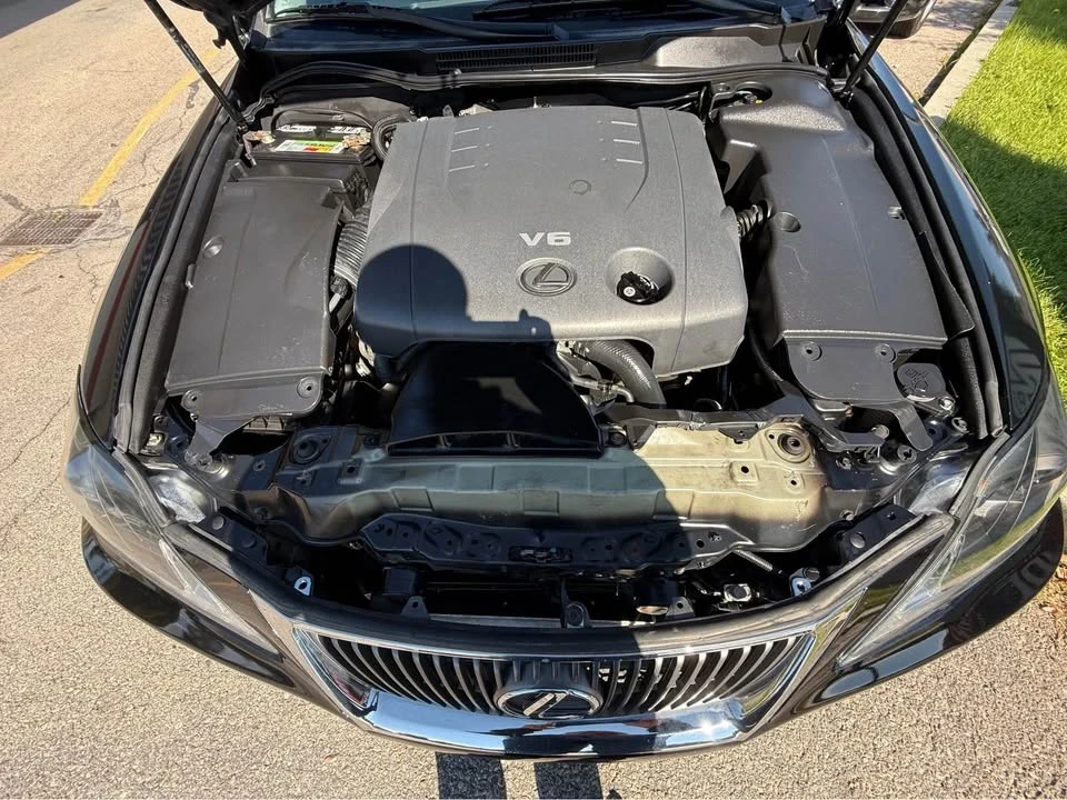 2009 Lexus IS 2nd Gen - Image 18 of 20