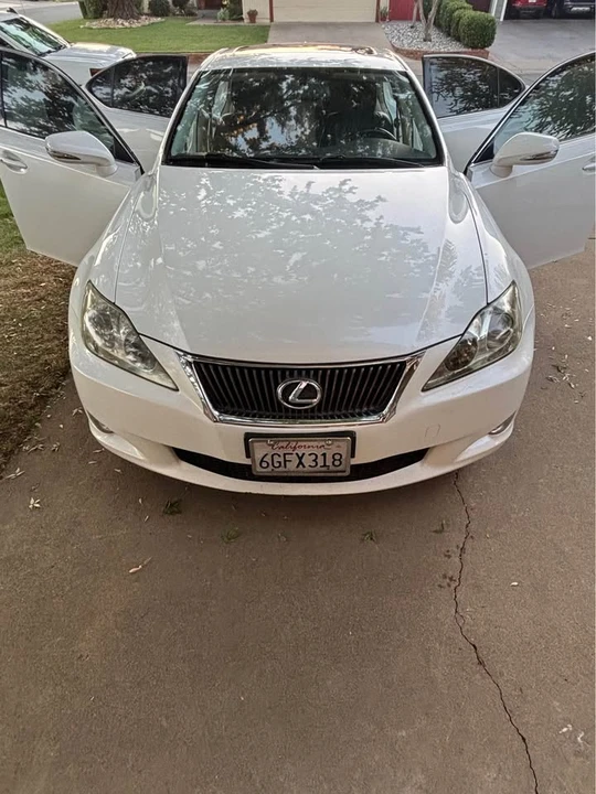 2009 Lexus IS 2nd Gen - Image 14 of 20