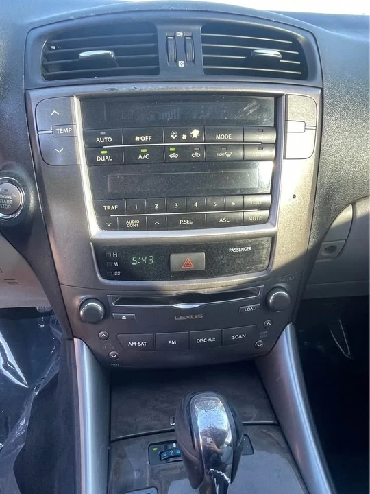 2009 Lexus IS 2nd Gen - Image 17 of 18