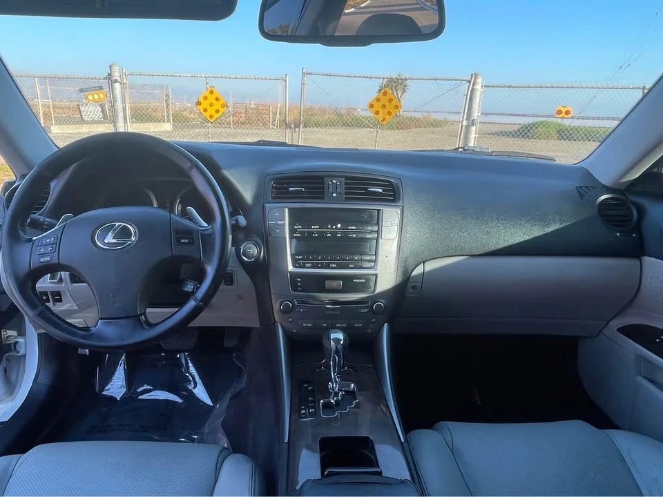 2009 Lexus IS 2nd Gen - Image 11 of 18