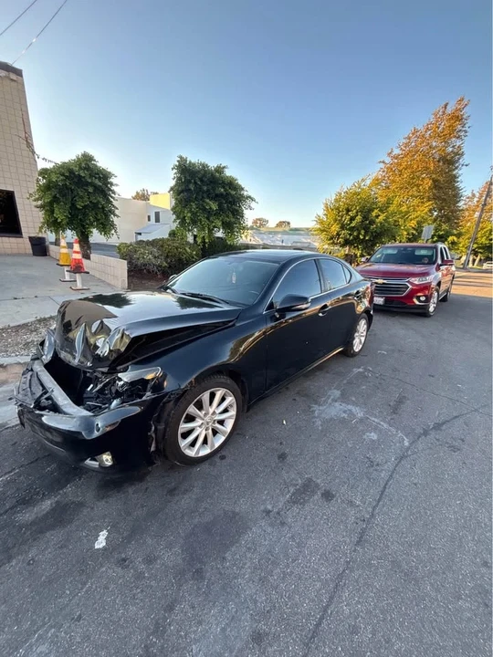 2009 Lexus IS 2nd Gen - Image 2 of 4