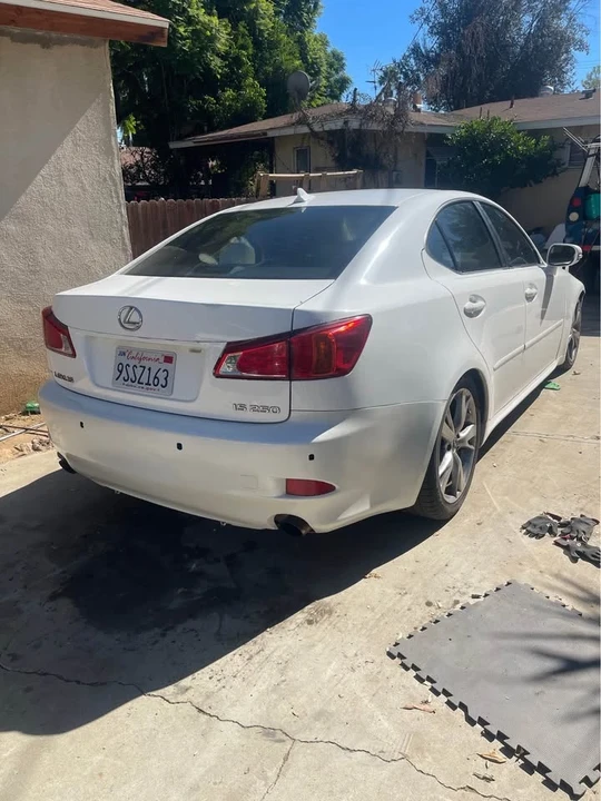 2009 Lexus IS 2nd Gen - Image 4 of 9