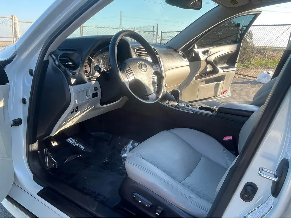 2009 Lexus IS 2nd Gen - Image 8 of 18