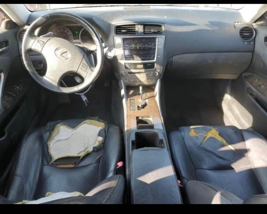 2009 Lexus IS 2nd Gen - Image 4 of 7