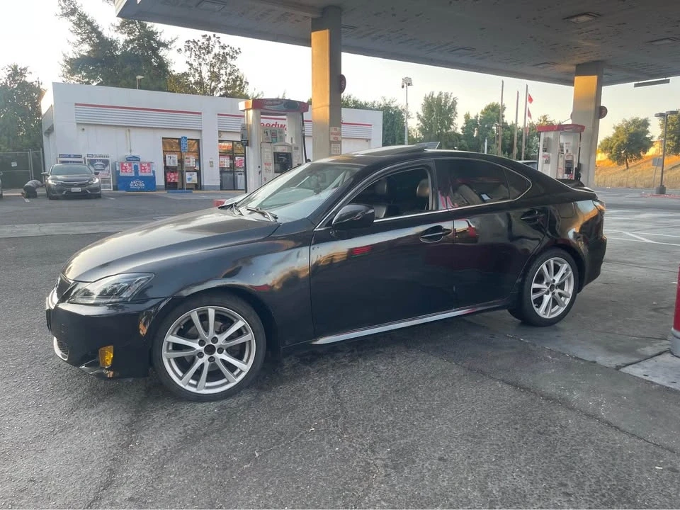 2009 Lexus IS 2nd Gen - Image 3 of 3