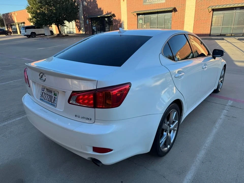 2009 Lexus IS 2nd Gen - Image 4 of 11