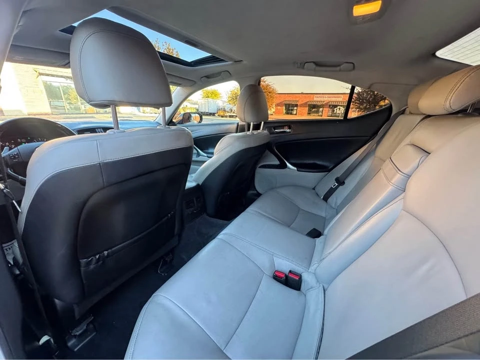 2009 Lexus IS 2nd Gen - Image 6 of 11