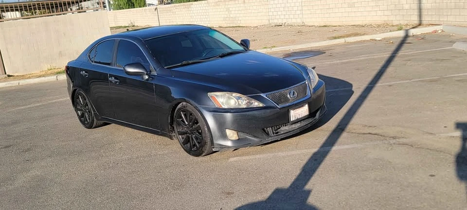 2009 Lexus IS 2nd Gen - Image 11 of 20