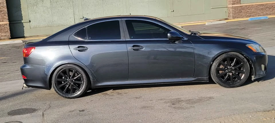 2009 Lexus IS 2nd Gen - Image 9 of 20