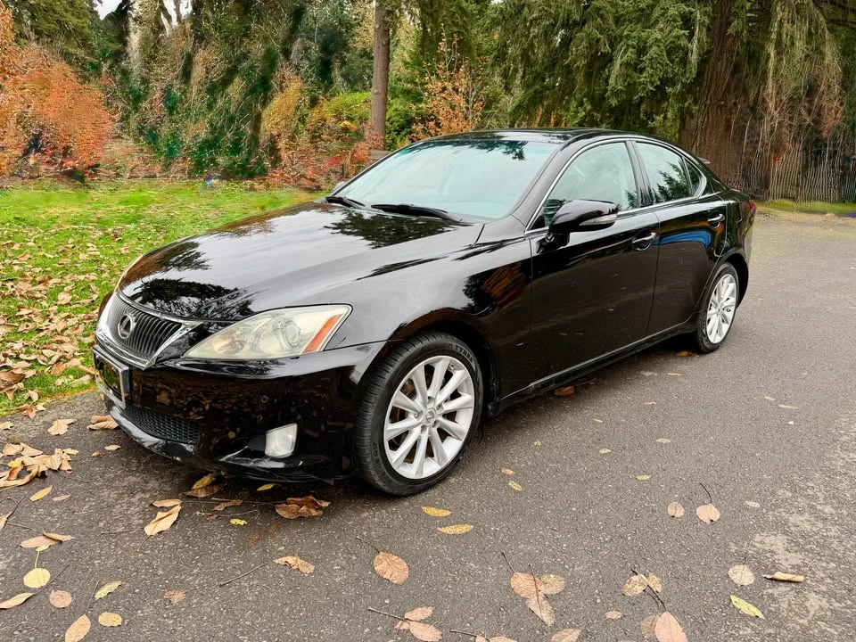 2009 Lexus IS 2nd Gen - Image 2 of 15