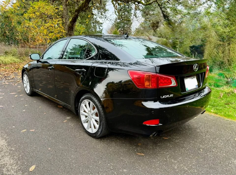 2009 Lexus IS 2nd Gen - Image 8 of 15