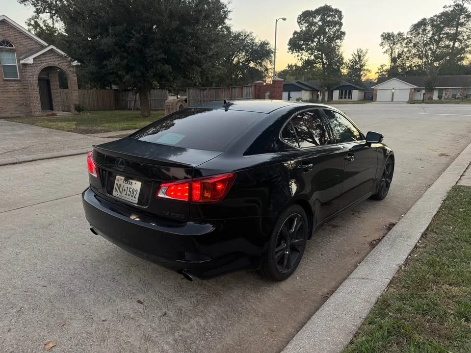 2009 Lexus IS 2nd Gen - Image 4 of 13