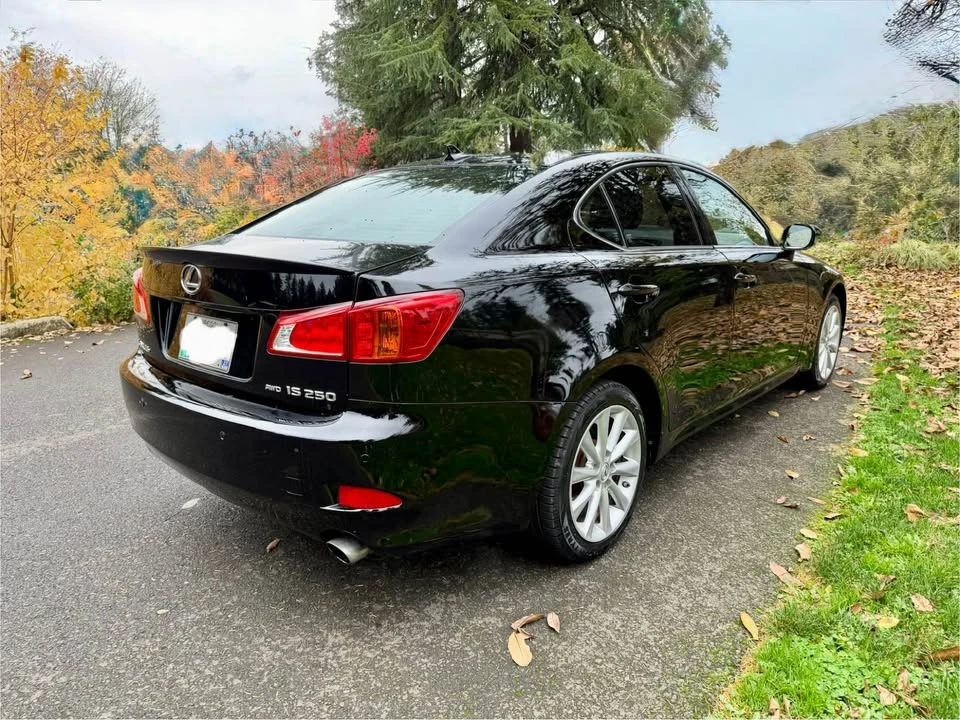 2009 Lexus IS 2nd Gen - Image 6 of 15