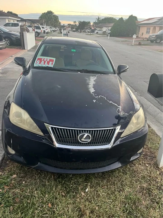 2009 Lexus IS 2nd Gen - Image 2 of 5