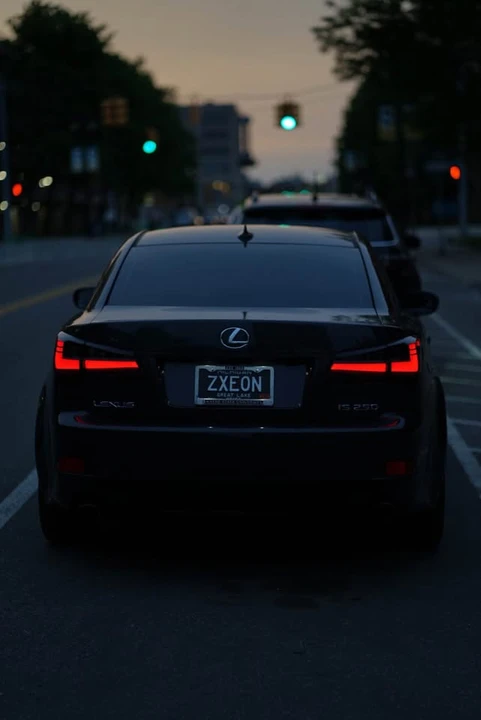 2009 Lexus IS 2nd Gen - Image 12 of 13