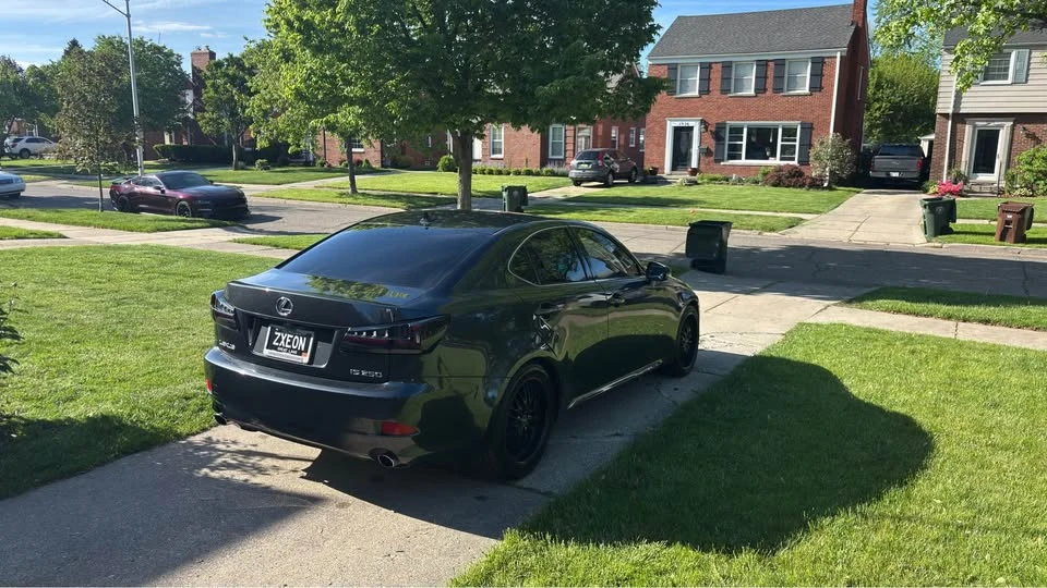 2009 Lexus IS 2nd Gen - Image 9 of 13