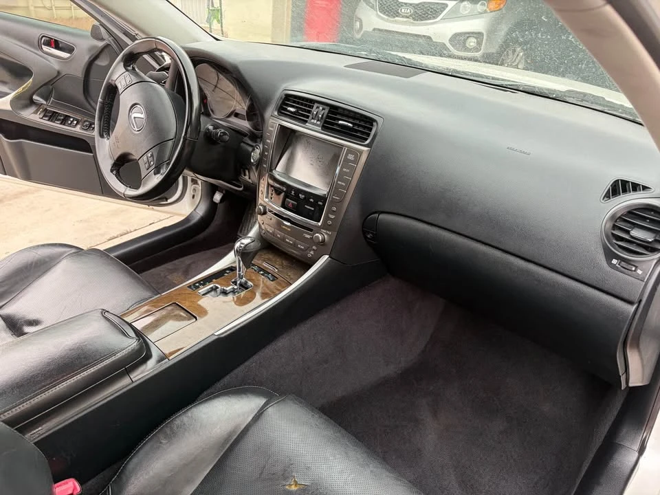 2009 Lexus IS 2nd Gen - Image 8 of 16