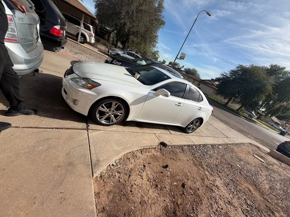 2009 Lexus IS 2nd Gen - Image 11 of 16
