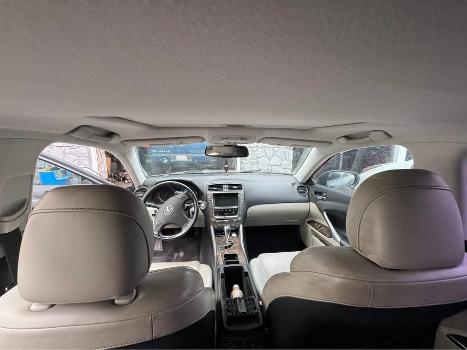 2009 Lexus IS 2nd Gen - Image 9 of 12