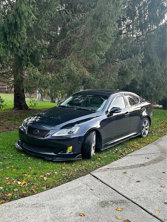 2009 Lexus IS 2nd Gen - Image 2 of 6