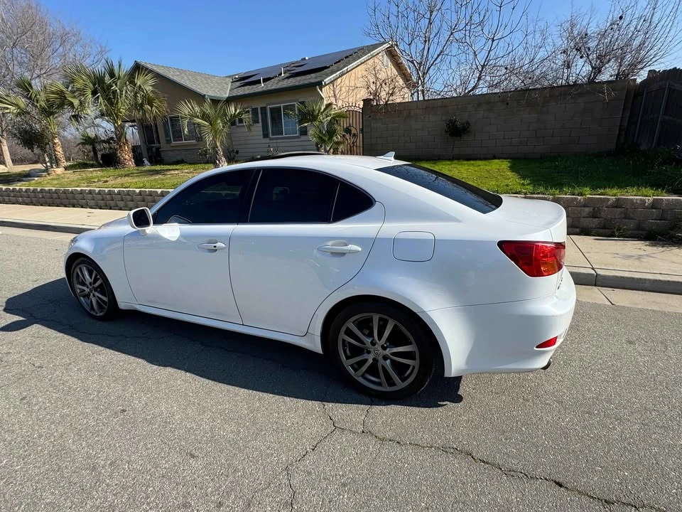 2009 Lexus IS 2nd Gen - Image 5 of 8