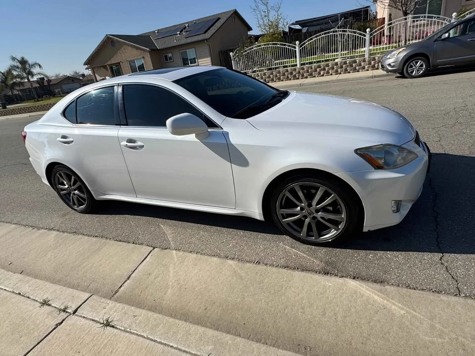 2009 Lexus IS 2nd Gen - Image 2 of 8