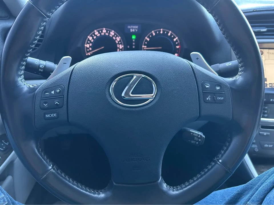 2009 Lexus IS 2nd Gen - Image 17 of 20