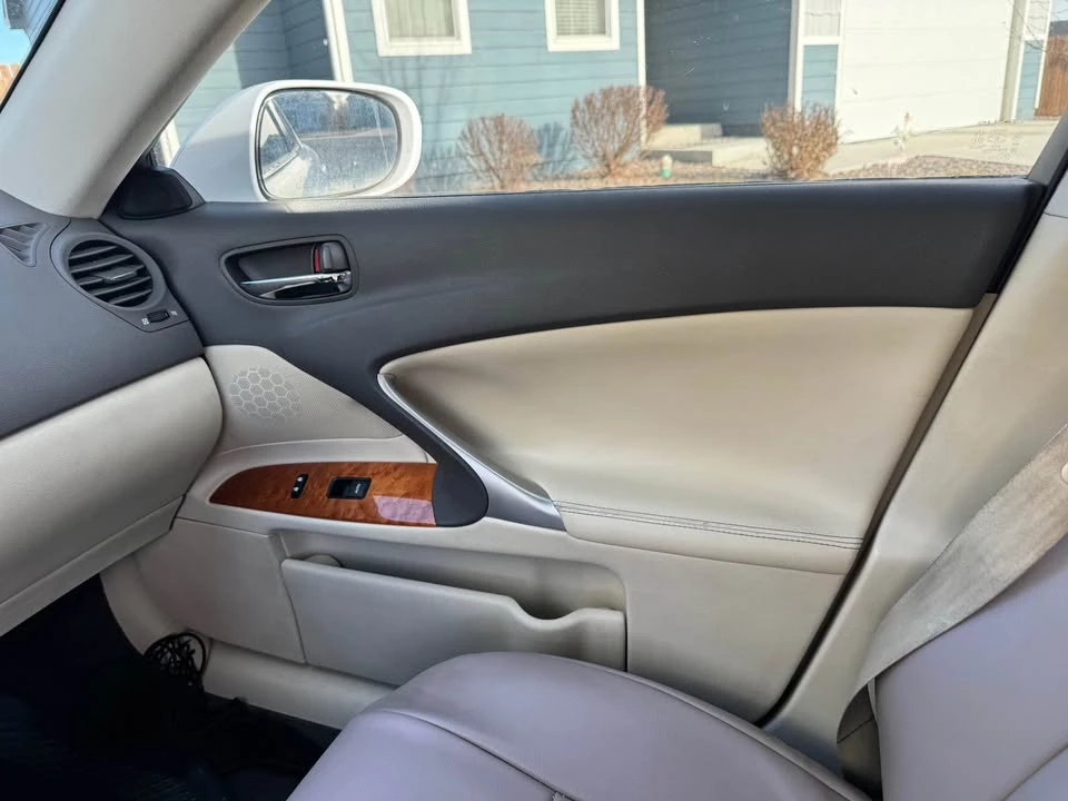 2009 Lexus IS 2nd Gen - Image 6 of 12