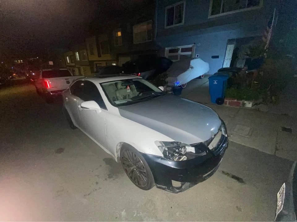 2009 Lexus IS 2nd Gen - Image 3 of 4