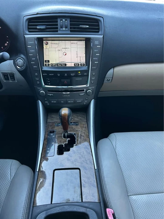 2009 Lexus IS 2nd Gen - Image 19 of 20