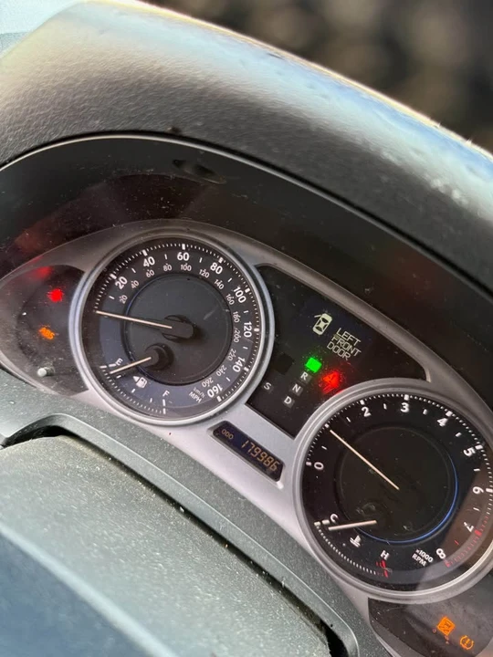 2009 Lexus IS 2nd Gen - Image 13 of 18