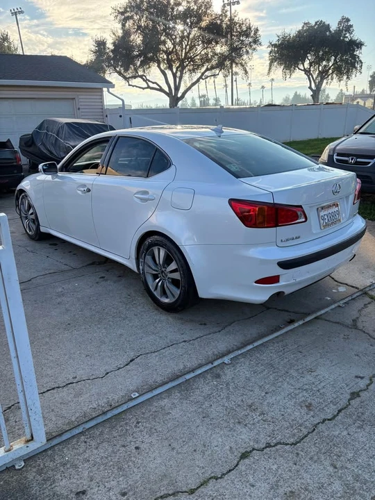 2009 Lexus IS 2nd Gen - Image 3 of 7
