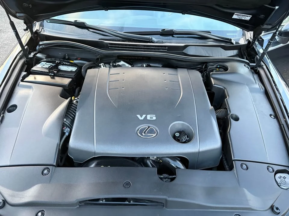 2009 Lexus IS 2nd Gen - Image 14 of 16