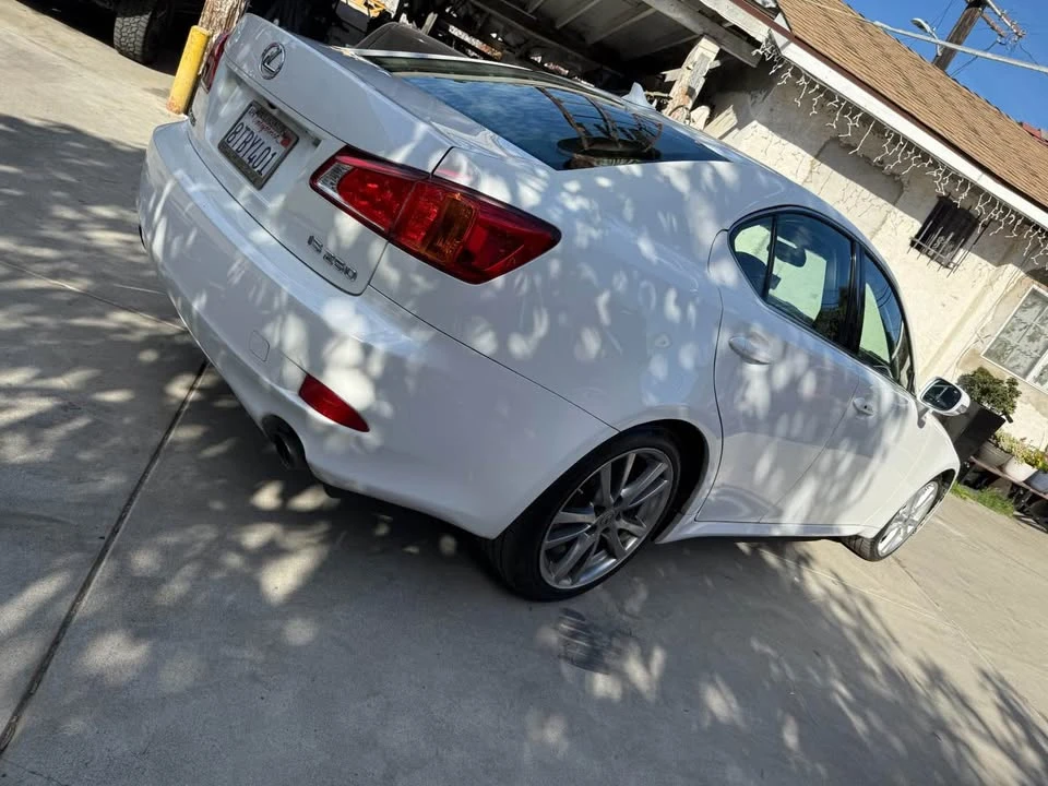 2009 Lexus IS 2nd Gen - Image 4 of 18