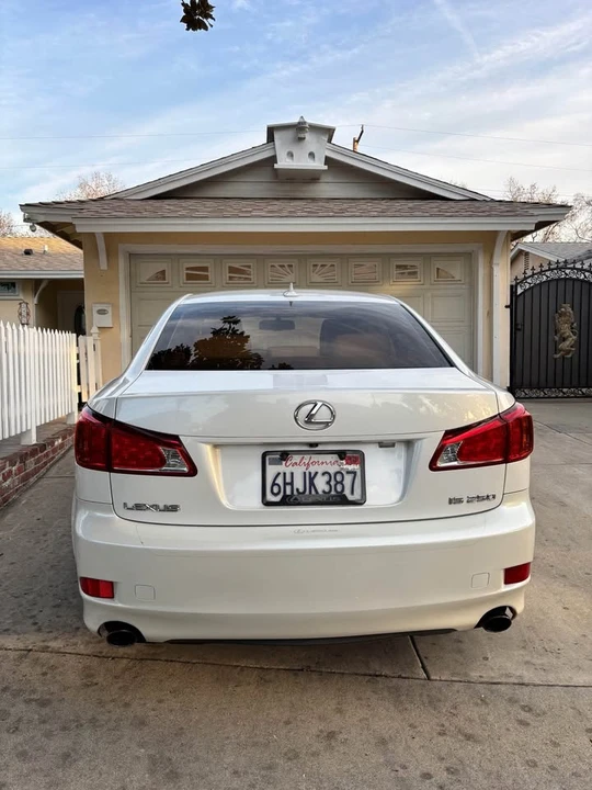 2009 Lexus IS 2nd Gen - Image 4 of 15