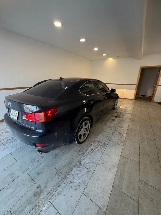 2009 Lexus IS 2nd Gen - Image 6 of 15