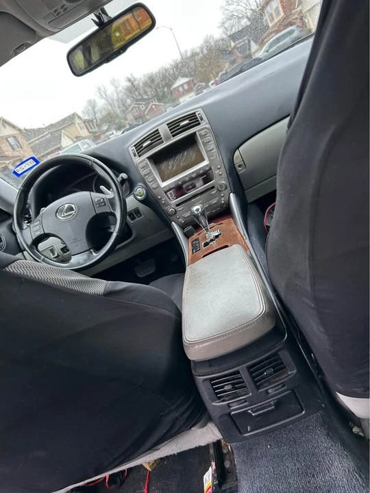 2009 Lexus IS 2nd Gen - Image 5 of 8
