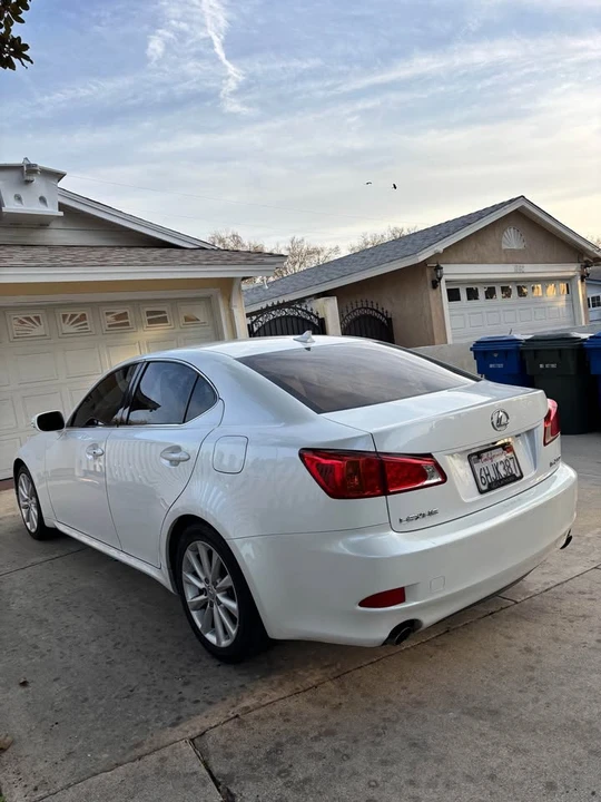 2009 Lexus IS 2nd Gen - Image 6 of 15