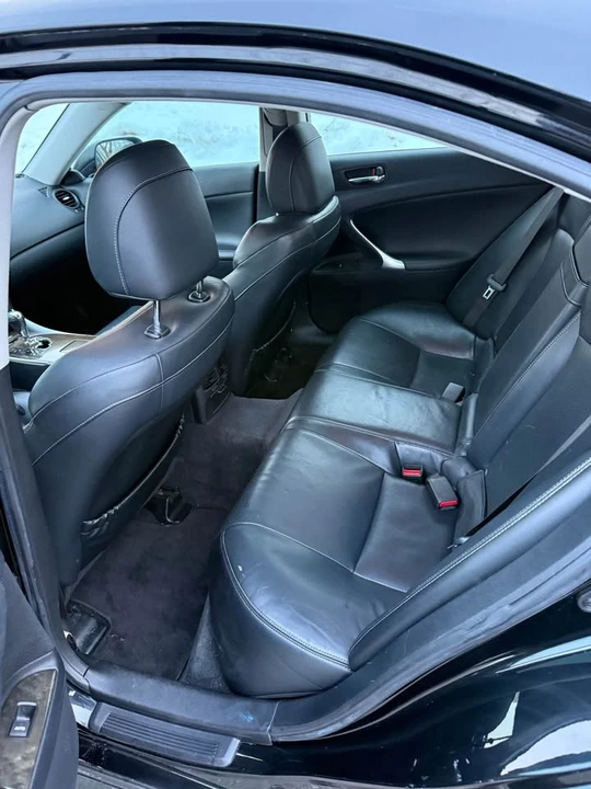 2009 Lexus IS 2nd Gen - Image 15 of 19