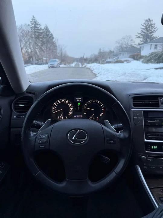 2009 Lexus IS 2nd Gen - Image 10 of 19