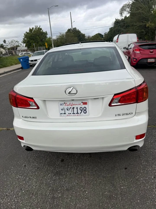 2009 Lexus IS 2nd Gen - Image 19 of 20