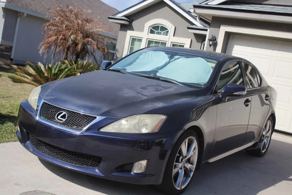 2009 Lexus IS 2nd Gen - Image 5 of 13