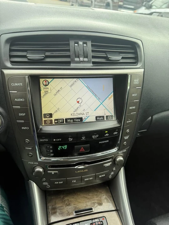 2009 Lexus IS 2nd Gen - Image 16 of 20