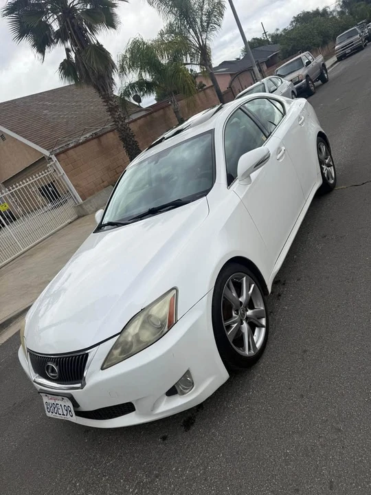 2009 Lexus IS 2nd Gen - Image 4 of 20