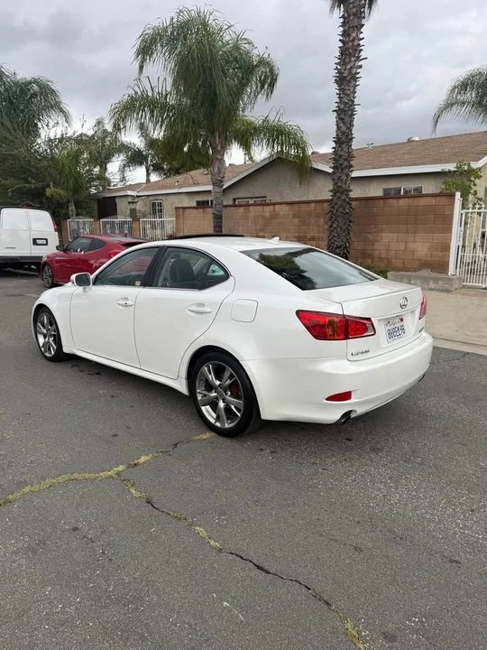 2009 Lexus IS 2nd Gen - Image 14 of 20